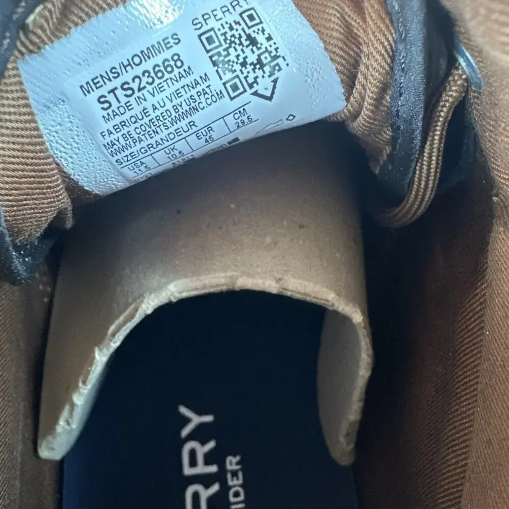 Men’s Sperry Halyard Storm Chukka Boots Size 11.5 New Box